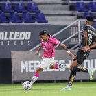 Independiente del Valle (i) fue sorprendido por Técnico Universitario, en la fecha 13.