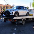 La conductora de este vehículo alegó que tuvo una crisis epiléptica y por eso perdió el control del carro.