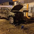 Queman camioneta y balean la casa de Frickson Erazo, candidato a la alcaldía de Esmeraldas