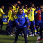 El estratega Leonardo Vanegas festejó de forma eufórica el triunfo que logró ante Barcelona en la novena fecha de la segunda etapa LigaPro.