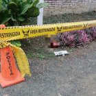 La cabeza humana quedó frente a una vivienda. Según la Policía Nacional, el panfleto advierte una lucha entre bandas.