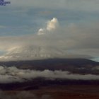 Imagen de monitoreo que realiza el Instituto Geofísico al volcán Cotopaxi.