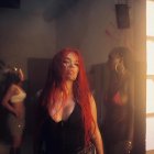 La Bichota visitó a su fiel seguidora quien habría iniciado el alumbramiento cuando la colombiana entonaba El Makinon. La Bichota visitó a su fiel seguidora quien habría iniciado el alumbramiento cuando la colombiana entonaba El Makinon.