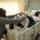 Desde el 11 de octubre, Felipe permanece hospitalizado. Él se dirigía a uno de sus ensayos para un concierto sinfónico.