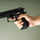 Se transportaban en un vehículo cuando fueron interceptados y se perpetró el atraco. Ocurrió la noche del miércoles.