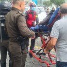 La mujer se encuentra en condición estable.