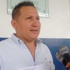 Jimmy Aguirre dice que su nombre aparece en panfletos amenazantes.