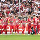 Augsburgo suma 14 puntos y ocupa el puesto 13 de la tabla de posiciones de la Bundesliga.