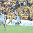 Papá hace un 'Monumentalazo'