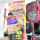 La mujer no creía lo que veían sus ojos y tuvo que pedirle a una compañera de trabajo que leyera bien. Y sí, allí decía: ¡Ganaste un parlante!