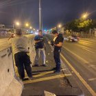 Peritos de Criminalística inspeccionaron la escena y recogieron indicios.