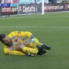 El portero polaco Bartlomiej Dragowski sufrió una lesión que lo dejaría fuera del Mundial.