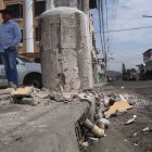 Esto quedó del urinario construido por un morador del sector.