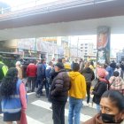 Alrededor de 400 buses que prestan servicio en la zona urbana de Ambato no hicieron sus recorridos.