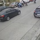 El hombre fue golpeado en una vía del norte de Guayaquil.