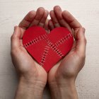 Quienes sufren dichas lesiones, en la adultez se convierten en personas con baja autoestima.