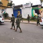 La Policía Nacional movilizó a personal especializado para realizar la extracción segura.