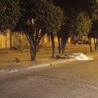 Con cinco casquillos percutidos, agentes de Criminalística procuran determinar qué tipo de arma usaron contra Aníbal López.