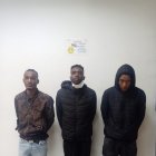 Dos de ellos tienen historial delictivo por robo y tráfico de drogas.