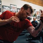 El boxeador mexicano Saúl 'Canelo' Álvarez amenazó con entrarle a quiños a Lionel Messi