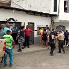 Asesinan al hijo de un exjuez dentro de una peluquería