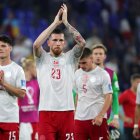 Dinamarca necesita derrotar a Australia, en la última fecha del grupo D, para seguir en la Copa del Mundo.