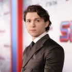 Tom Holland sería el sucesor de Antonio Banderas.
