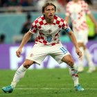 Luka Modric (d) es el líder de los croatas que tendrán una dura prueba ante Japón en los octavos de final de la Copa del Mundo.