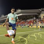 Alex Sandro es el único lateral izquierdo que tiene disponible la selección de Brasil.