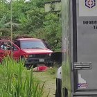 El agricultor cayó muerto junto a la camioneta en la que se movilizaba.