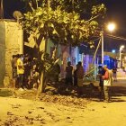 Vecinos salieron asustados de sus casas por el estallido.