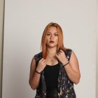 Ha practicado 

varios deportes como: fútbol,  natación, karate, voleibol y rugby.