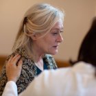 Un hallazgo molecular explicaría por qué el alzhéimer afecta más a mujeres