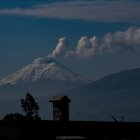 Son tres los volcanes en proceso eruptivo actualmente en el país.