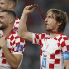 Luka Modric celebra tras la victoria (2-1) de la selección de Croacia ante Marruecos.