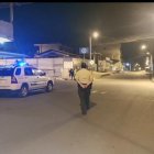 Los cuerpos estaban en la esquina de la escuela Vicente Andaguirre.