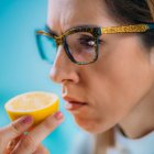 Descubren por qué algunas personas no recuperan el olfato tras la covid