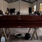 La joven fue velada en la casa comunal de su parroquia.