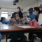 En el albergue reciben  terapias ocupacionales para estimularlos y para que liberen energías.