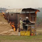 Mediante una demostración con muñecos se evidenció el peligro de manipular pirotecnia ilegal.