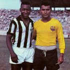Pelé, como parte del Santos brasileño, enfrentó a Barcelona en 1962 en el estadio Modelo de Guayaquil.