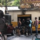 El ataque se registró al interior de la lubricadora donde la víctima llevó su motocicleta.