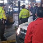 Mataron de 14 disparos a mesero de restaurante de comidas rápidas.