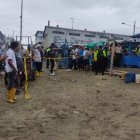 La víctima estaba sentadita en una silla y  alistaba unos pescados para la venta cuando fue sorprendido por sus verdugos.