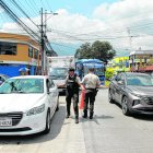 Los controles policiales se realizan con frecuencia en el sector, para combatir el transporte de drogas y armas.