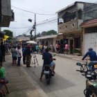 Moradores de la ciudadela Los Piñuelos, de Samborondón, asombrados por lo ocurrido a la vecina.