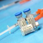 La decisión de detener el estudio fue tomada después de que una junta independiente de monitoreo de datos determinó que la vacuna no cumplía con los requisitos.