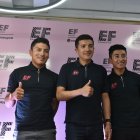 El equipo de EF Education con sangre ecuatoriana: Jonathan Caicedo, Richard Carapaz y Alexander Cepeda.