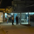 La víctima intentó esconderse en una vivienda, pero sus verdugos la siguieron.