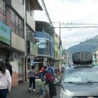 Según la hermana del joven, el  hecho se registró en la Ciudadela Ibarra, sur de Quito. La gente decía que no se enteró del suceso.